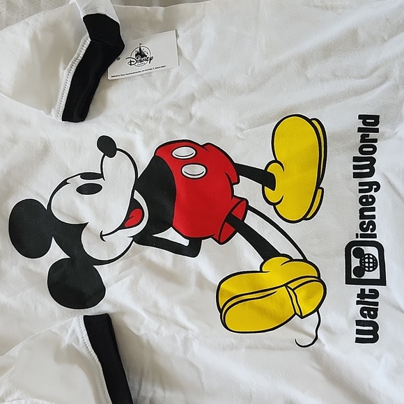 2 Walt Disney Mickey Mouse t-shirts, brand new, NWT🎉 - Picture 10 of 10